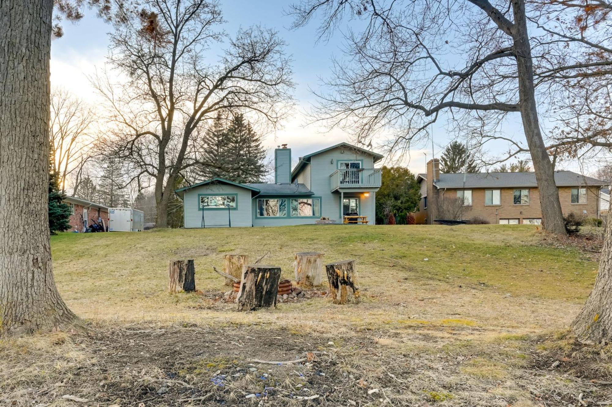 Lakefront Hartland Cottage With Patio And Fire Pits! Buitenkant foto